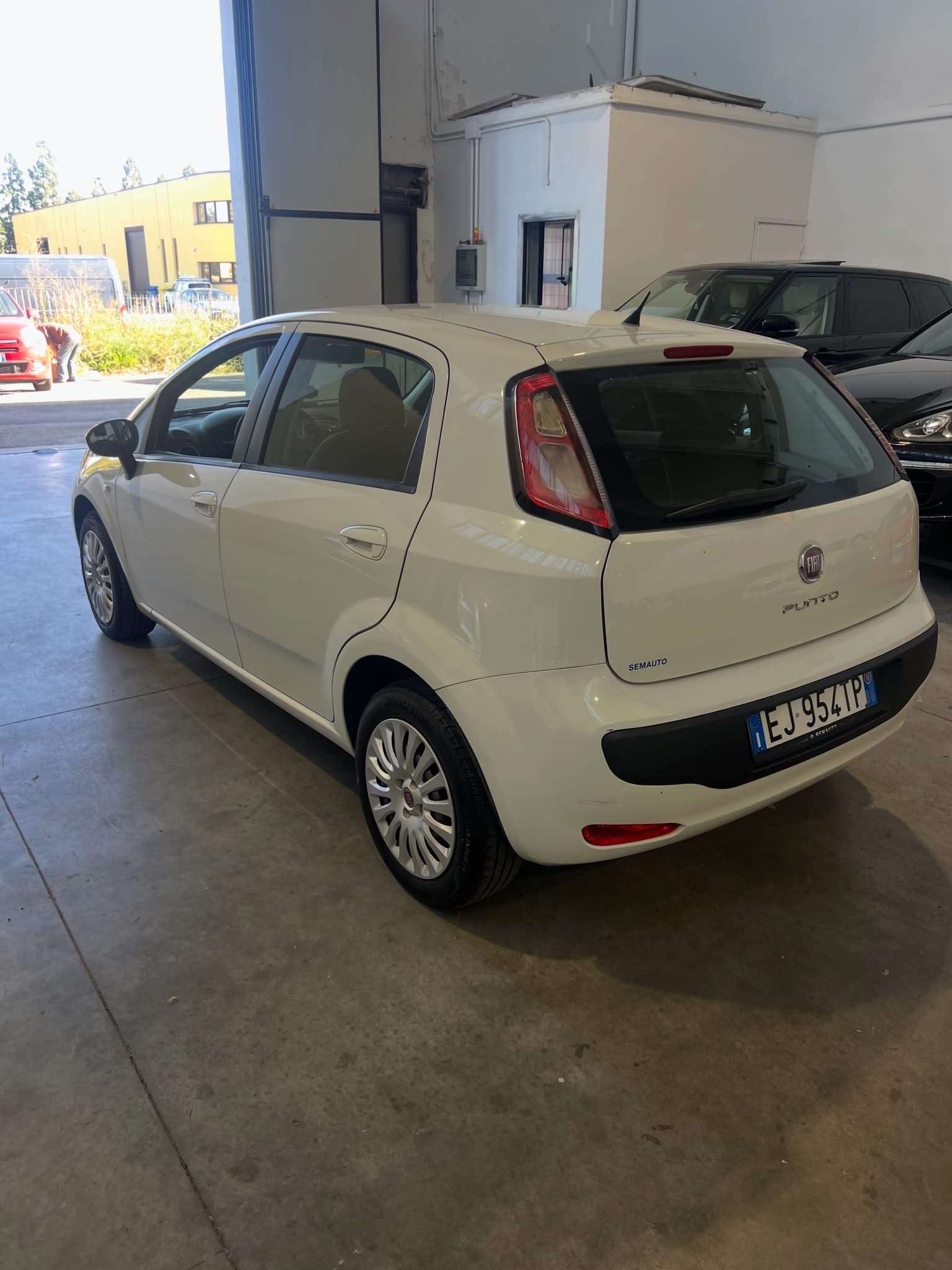 Fiat Punto Evo — miniatura 6