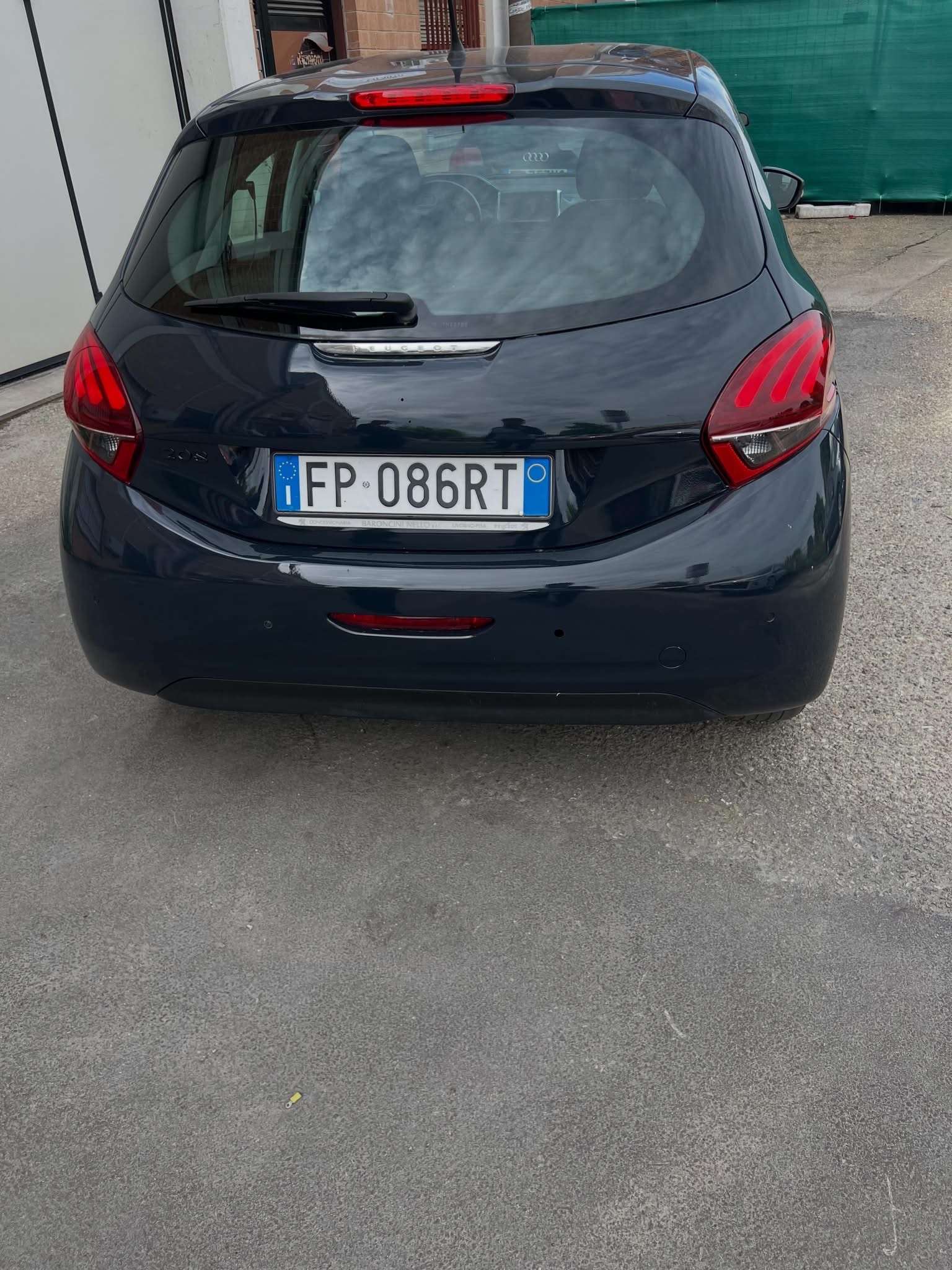 Peugeot 208 — miniatura 4