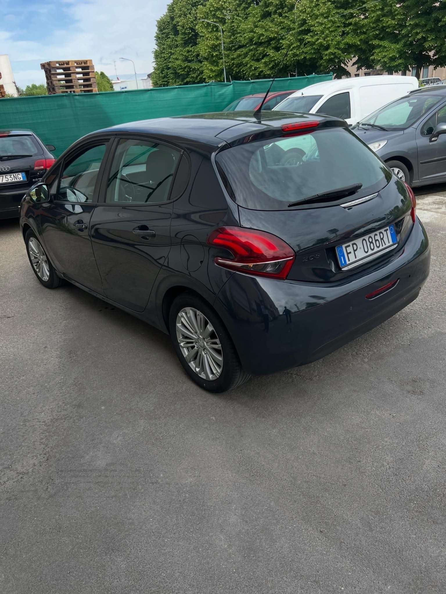 Peugeot 208 — miniatura 5