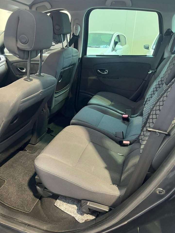 Renault Scenic — miniatura 6