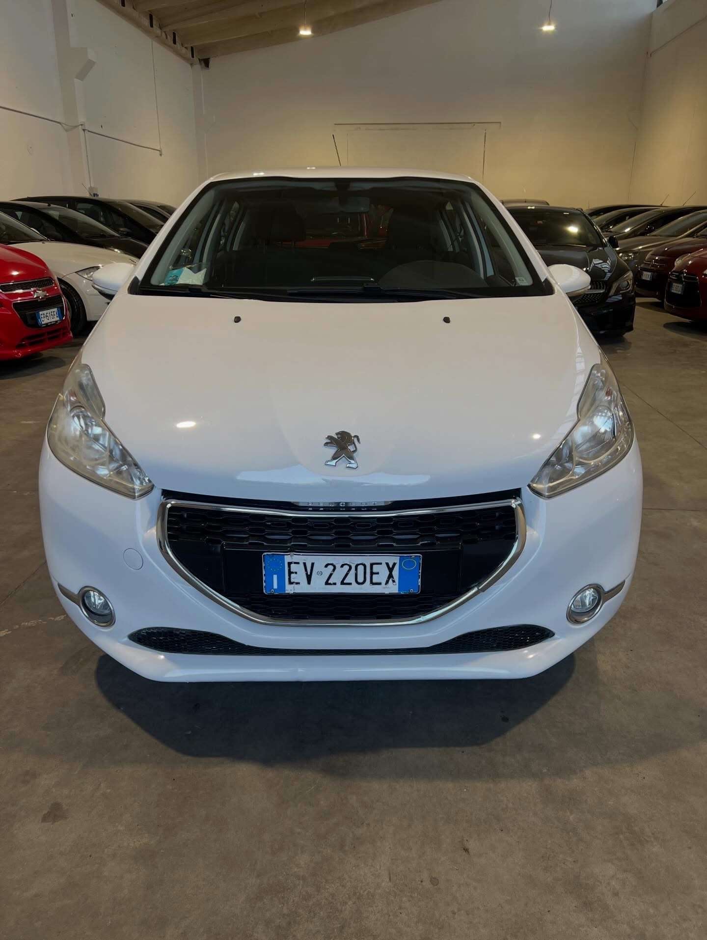 Peugeot 208 — miniatura 2