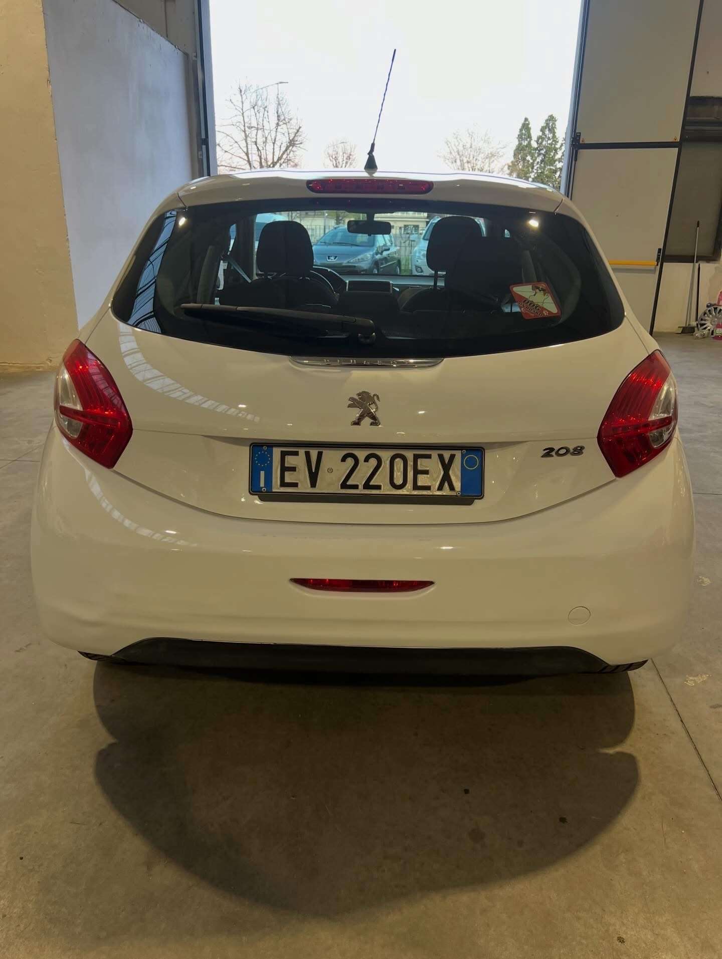 Peugeot 208 — miniatura 5