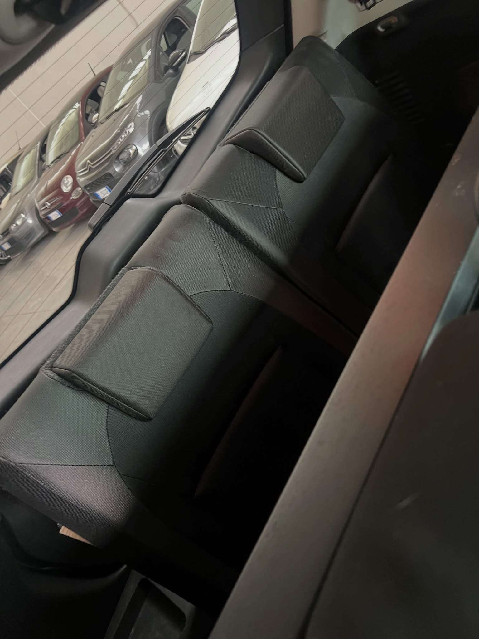 Nissan Qashqai+2 — miniatura 9